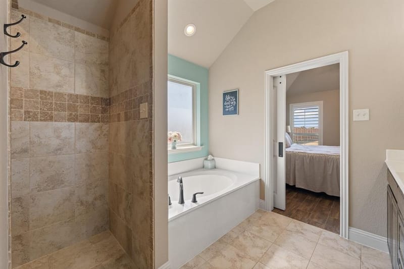 121 Tall Pine Drive, Godley TX 76044 - Photo 23
