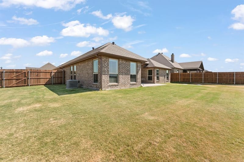 121 Tall Pine Drive, Godley TX 76044 - Photo 33