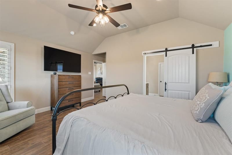 121 Tall Pine Drive, Godley TX 76044 - Photo 18