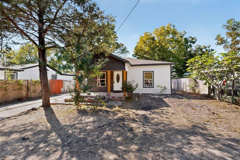 651 Ezekial Avenue, Dallas TX 75217 - Photo 2