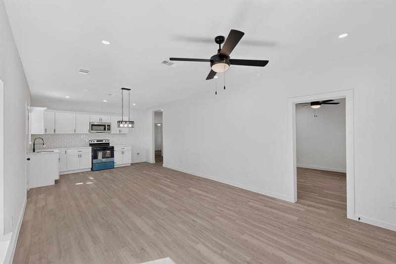 651 Ezekial Avenue, Dallas TX 75217 - Photo 10