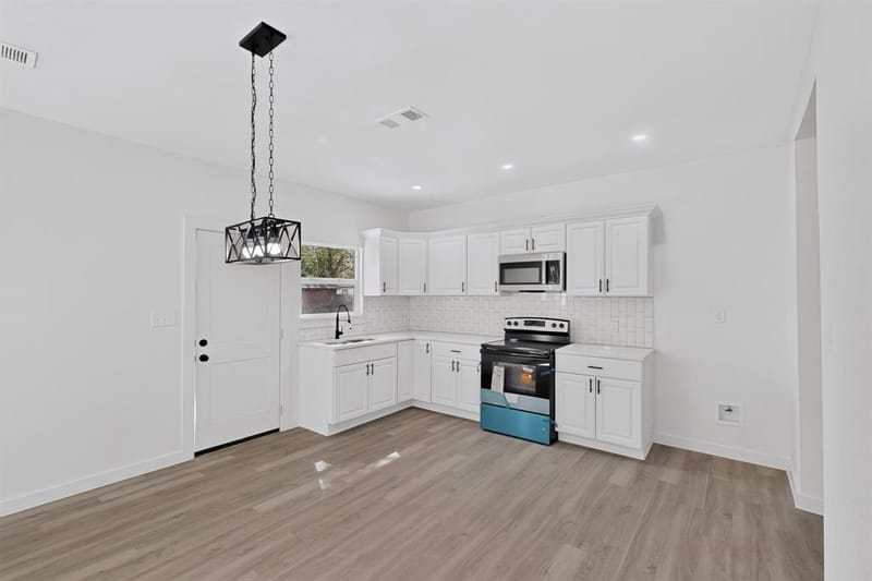 651 Ezekial Avenue, Dallas TX 75217 - Photo 15