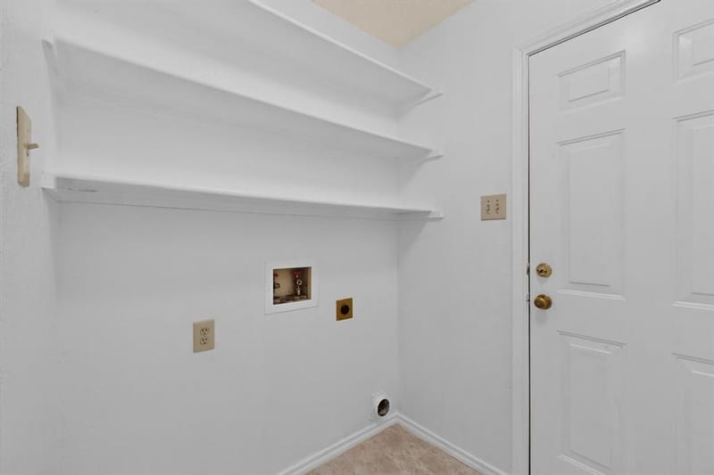 2318 Bent Bow Drive, Garland TX 75044 - Photo 23