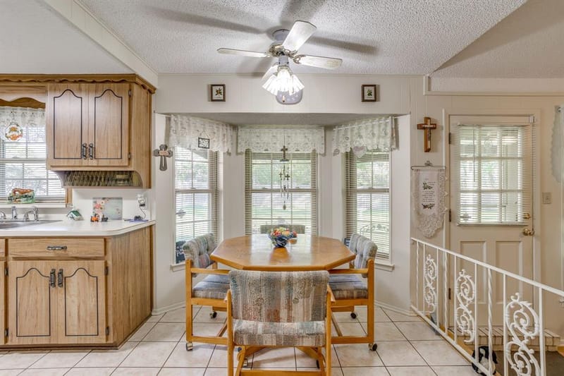 1512 Lamplighter Lane, Edgecliff Village TX 76134 - Photo 16