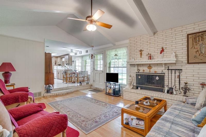 1512 Lamplighter Lane, Edgecliff Village TX 76134 - Photo 9