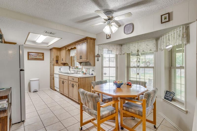 1512 Lamplighter Lane, Edgecliff Village TX 76134 - Photo 15
