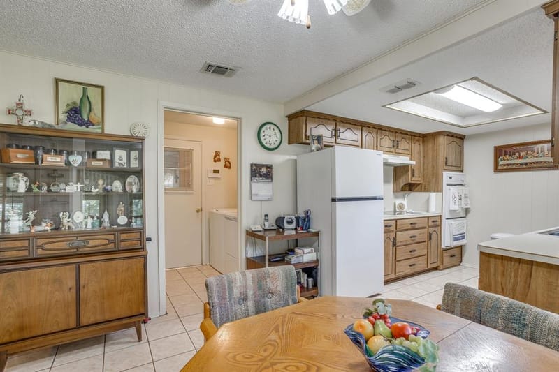 1512 Lamplighter Lane, Edgecliff Village TX 76134 - Photo 19