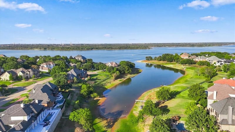 3102 Hillside Drive, Highland Village TX 75077 - Photo 37