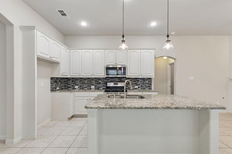 421 Catherine Lane, Argyle TX 76226 - Photo 11