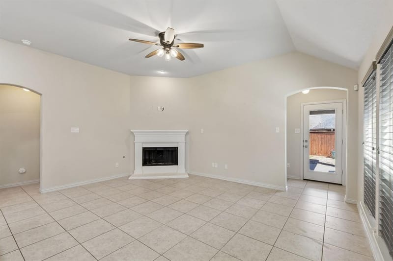 421 Catherine Lane, Argyle TX 76226 - Photo 4
