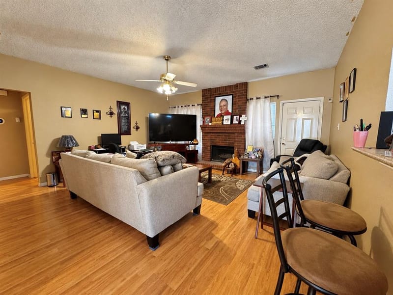 725 Andalusia Trail, DeSoto TX 75115 - Photo 13
