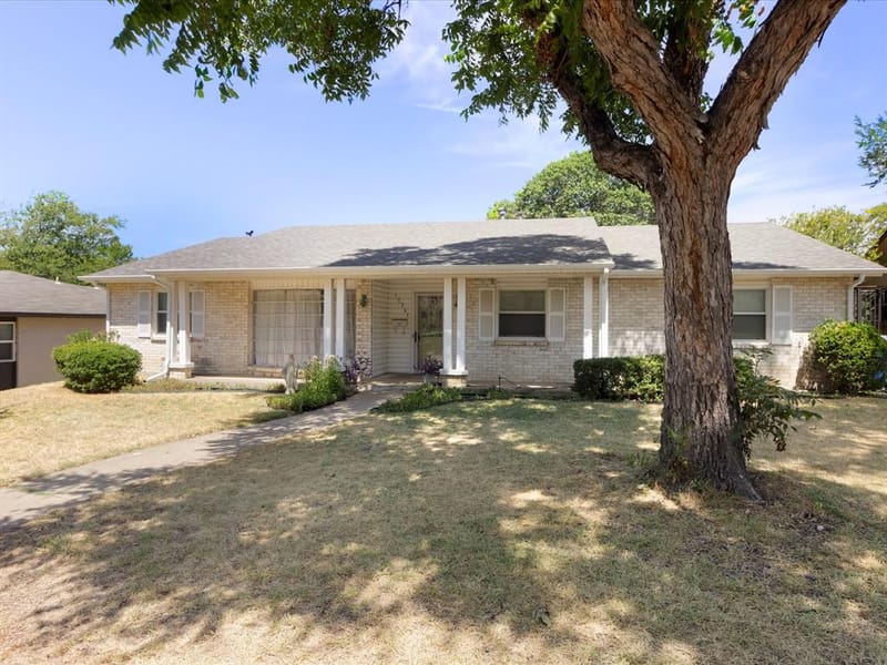 12341 Cedar Bend Drive, Dallas TX 75244 - Photo 3