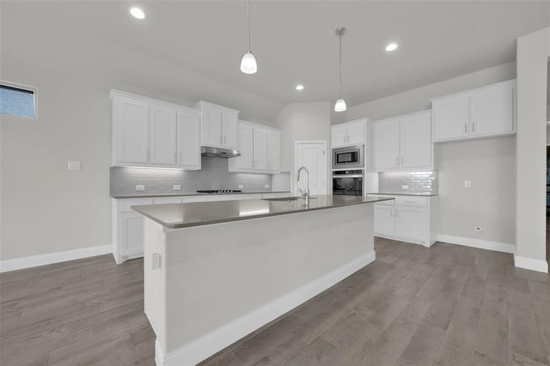 919 Hondo Lane, Mansfield TX 76063 - Photo 5