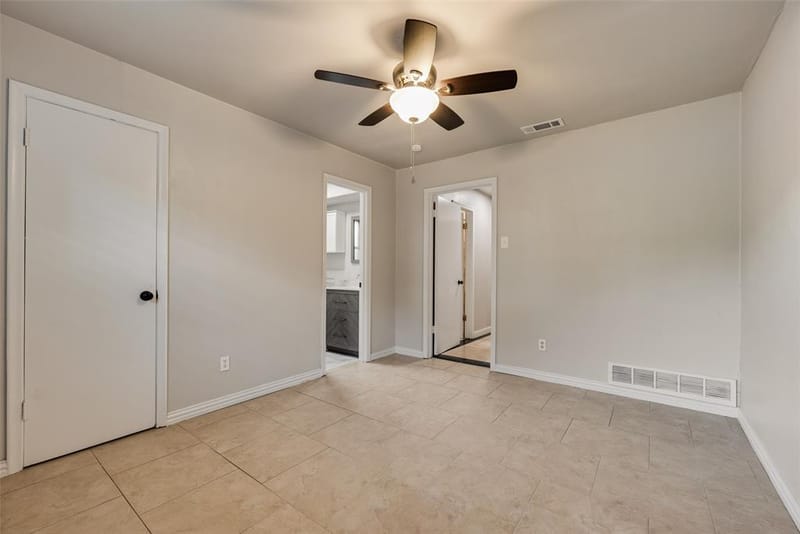 9829 GROVE OAKS Valley, Dallas TX 75217 - Photo 11