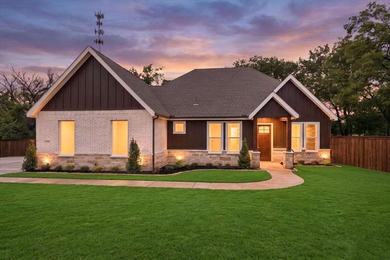 105 Iron Horse Lane, Denison TX 75020