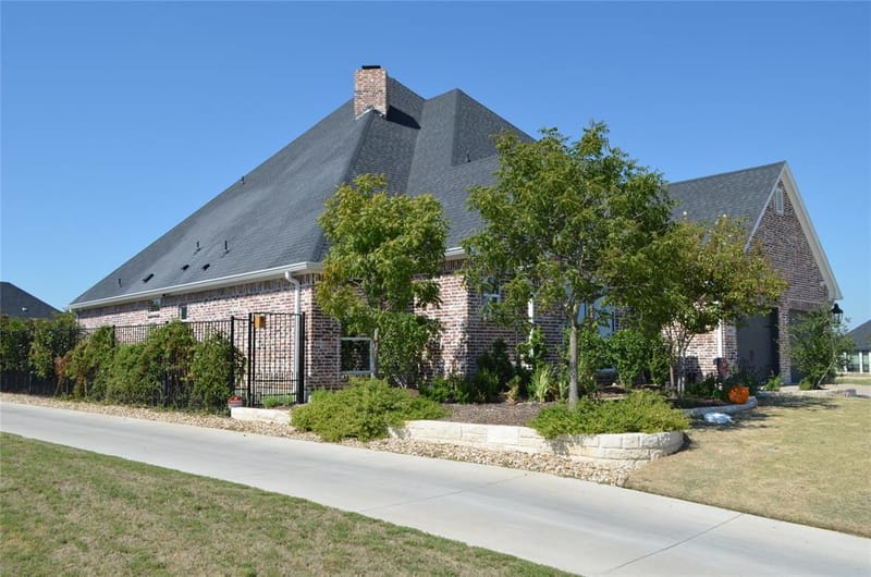 11008 Familia Real Drive, Benbrook TX 76126 - Photo 37