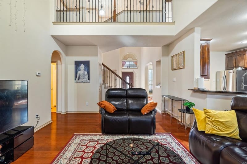 1620 Secretariat Lane, Irving TX 75060 - Photo 9