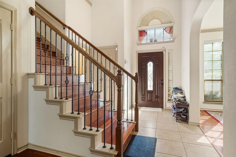 1620 Secretariat Lane, Irving TX 75060 - Photo 4