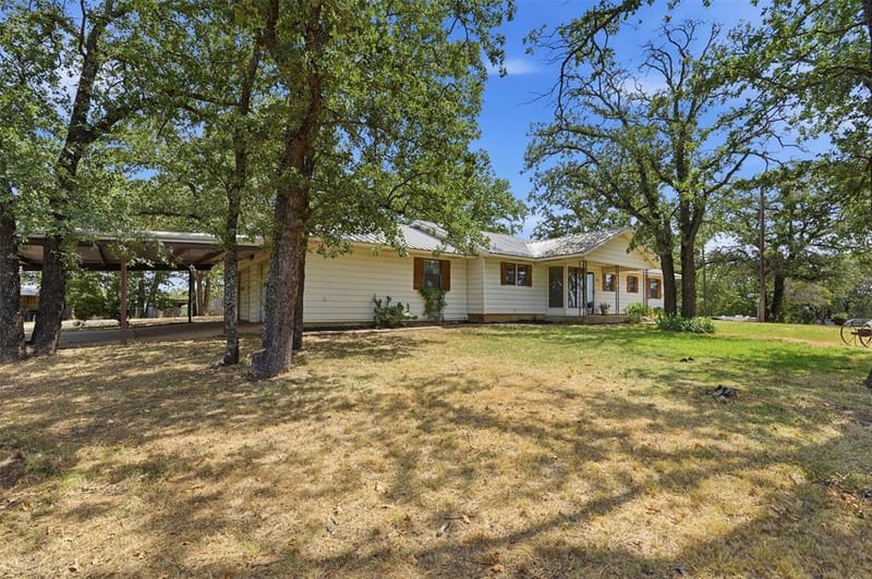 209 County Road 4917, Newark TX 76071 - Photo 6