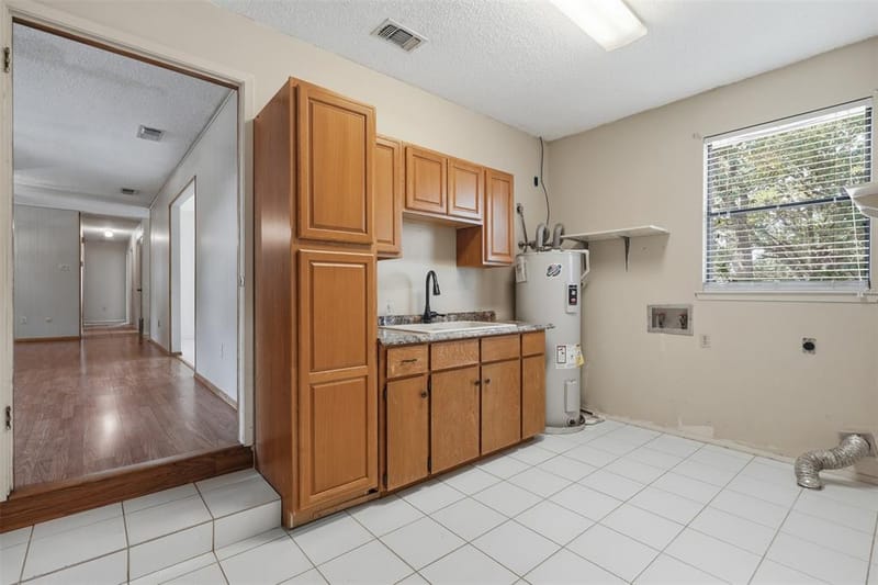 209 County Road 4917, Newark TX 76071 - Photo 13