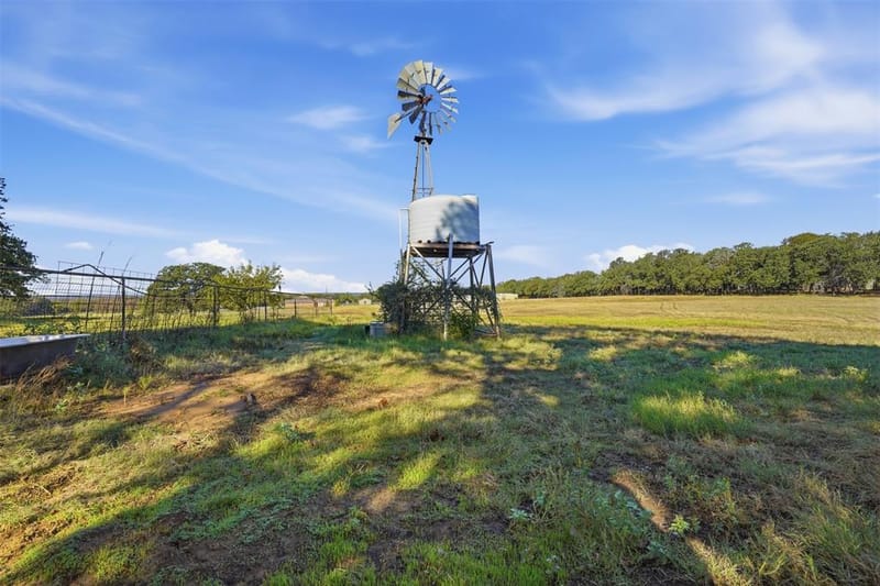 209 County Road 4917, Newark TX 76071 - Photo 36