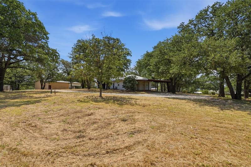 209 County Road 4917, Newark TX 76071 - Photo 32