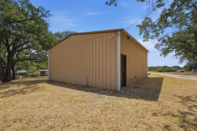 209 County Road 4917, Newark TX 76071 - Photo 39