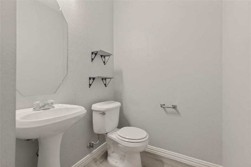 3815 Brandon Park Drive, Garland TX 75044 - Photo 17
