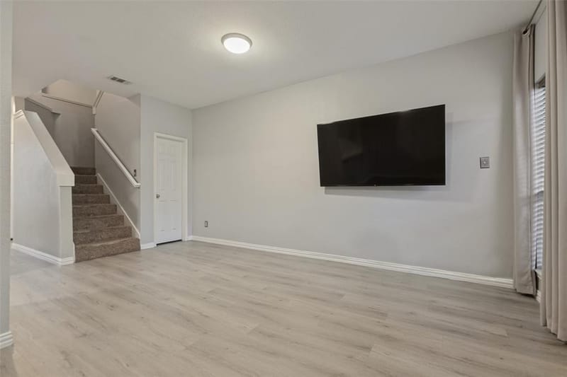 3815 Brandon Park Drive, Garland TX 75044 - Photo 8