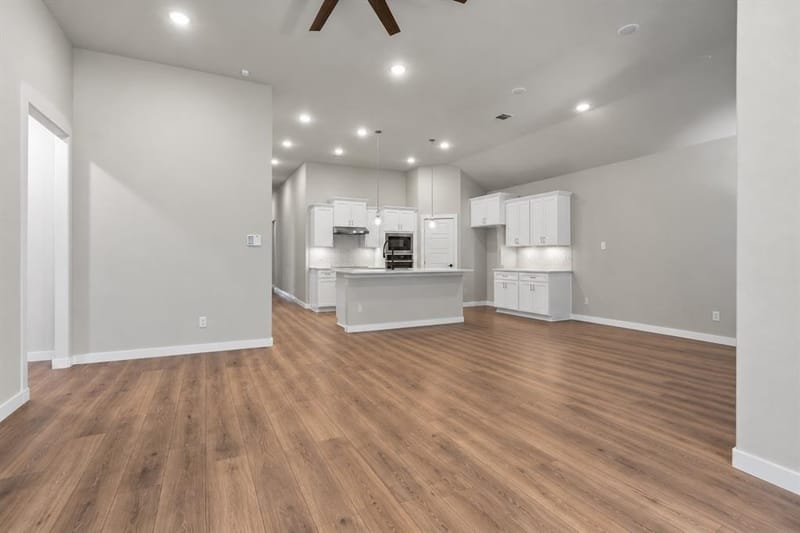 1373 Silverthorn Trail, Justin TX 76247 - Photo 33