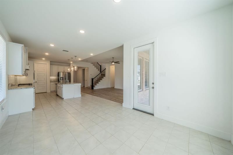 821 Reynolds Drive, Fate TX 75087 - Photo 11