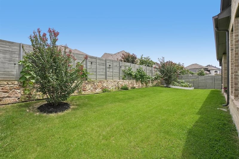 1816 LONGSPUR Drive, Argyle TX 76226 - Photo 23