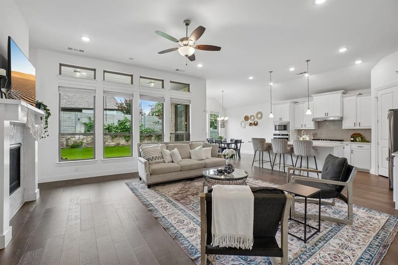 1816 LONGSPUR Drive, Argyle TX 76226