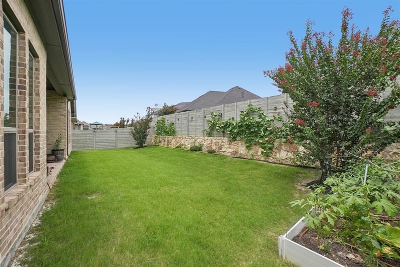 1816 LONGSPUR Drive, Argyle TX 76226 - Photo 24