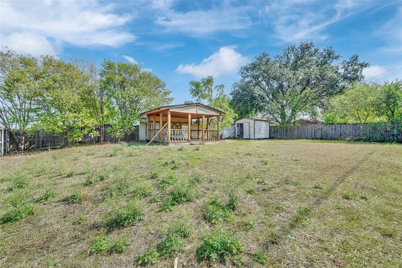 301 S Forest Crest Drive, Garland TX 75042 - Photo 30
