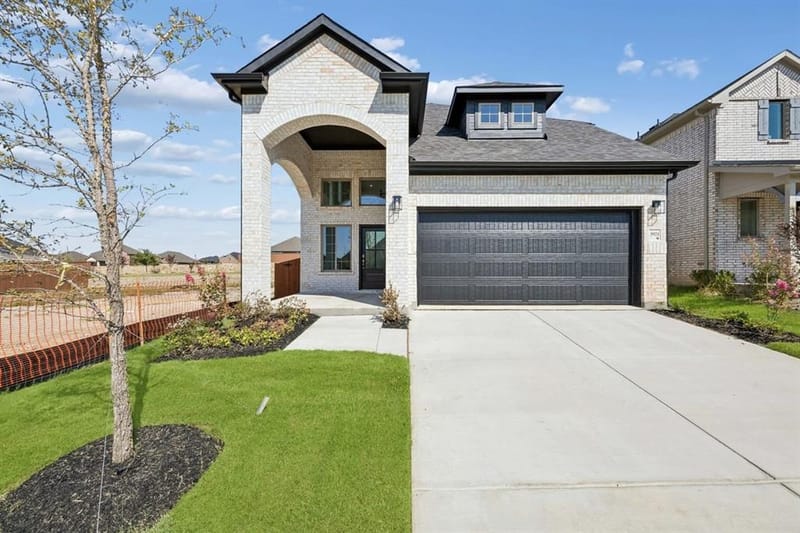4009 Allred Drive, Heartland TX 75114