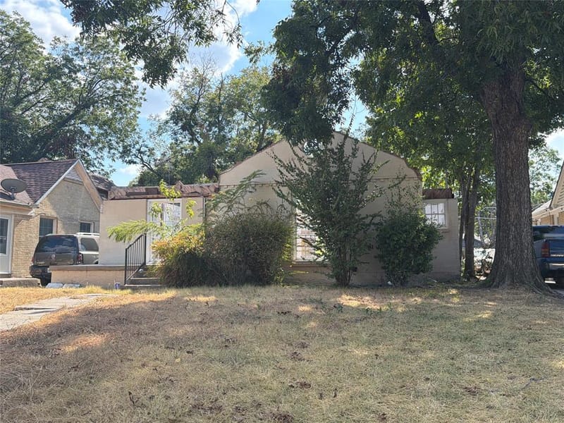 7131 Thurston Drive, Dallas TX 75235