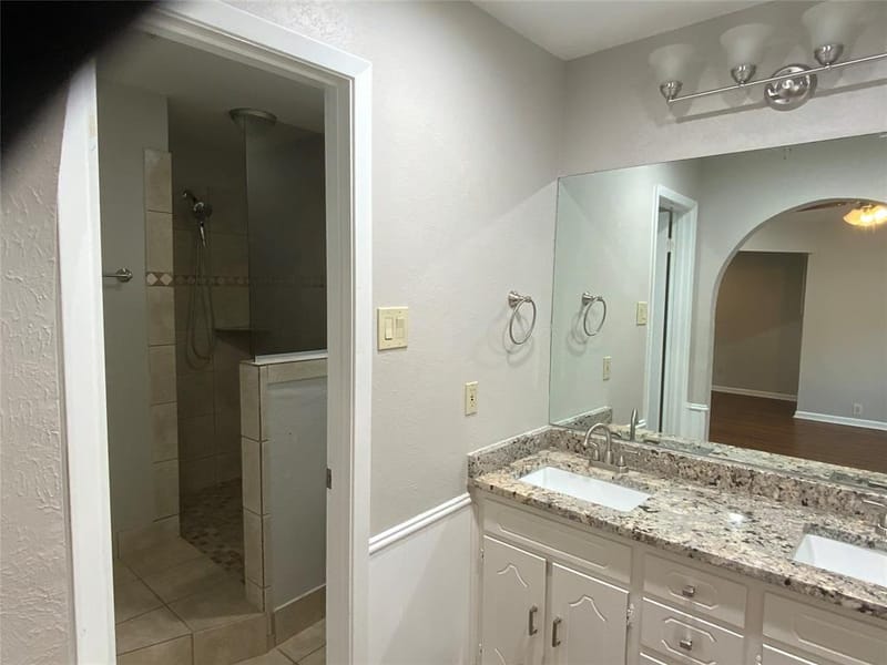 1604 Brookhaven Circle, Bedford TX 76022 - Photo 7
