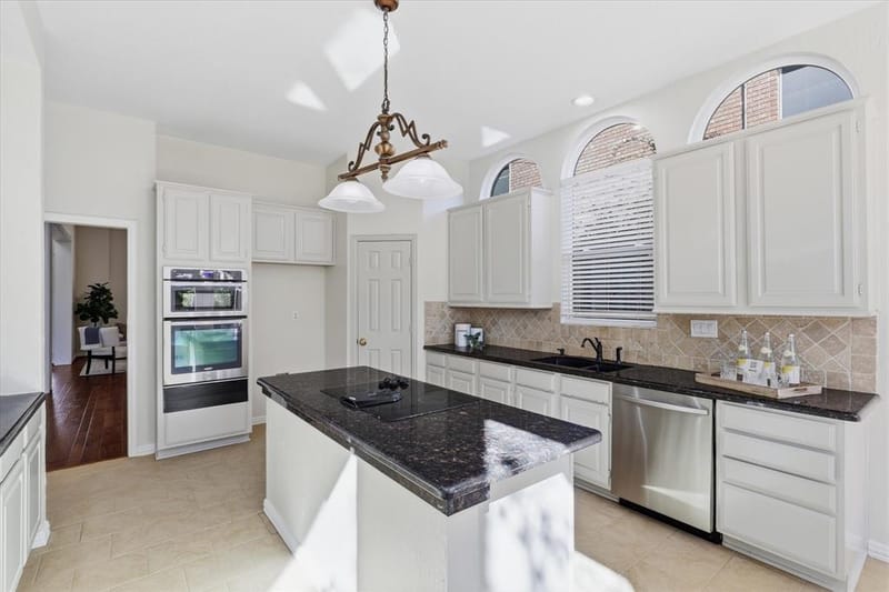 3618 Waynoka Drive, Carrollton TX 75007 - Photo 13