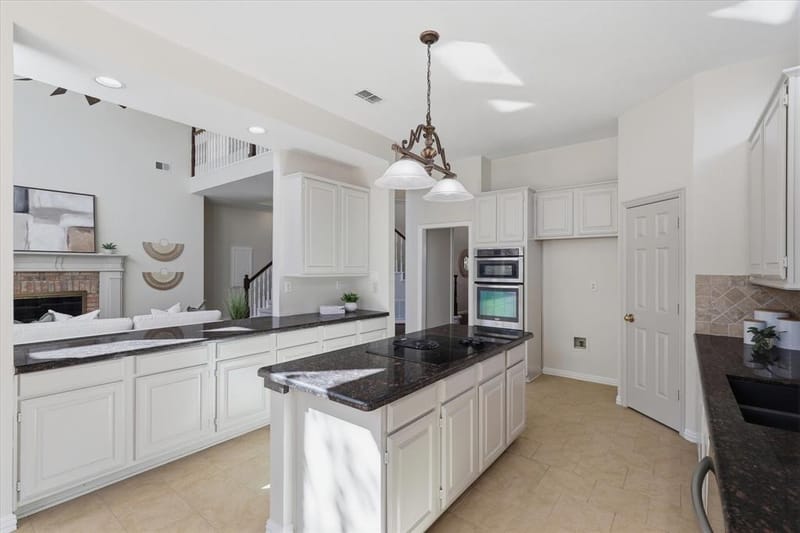 3618 Waynoka Drive, Carrollton TX 75007 - Photo 14