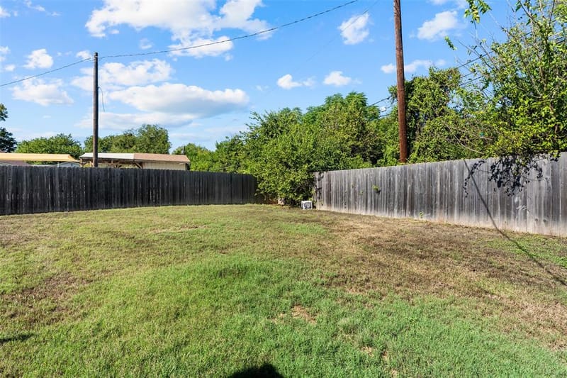 128 E Johnson Street, Hewitt TX 76643 - Photo 27