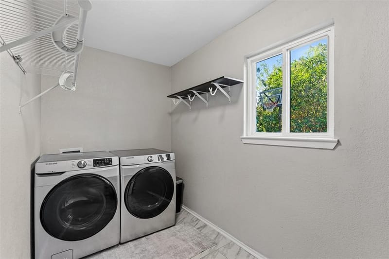 128 E Johnson Street, Hewitt TX 76643 - Photo 11