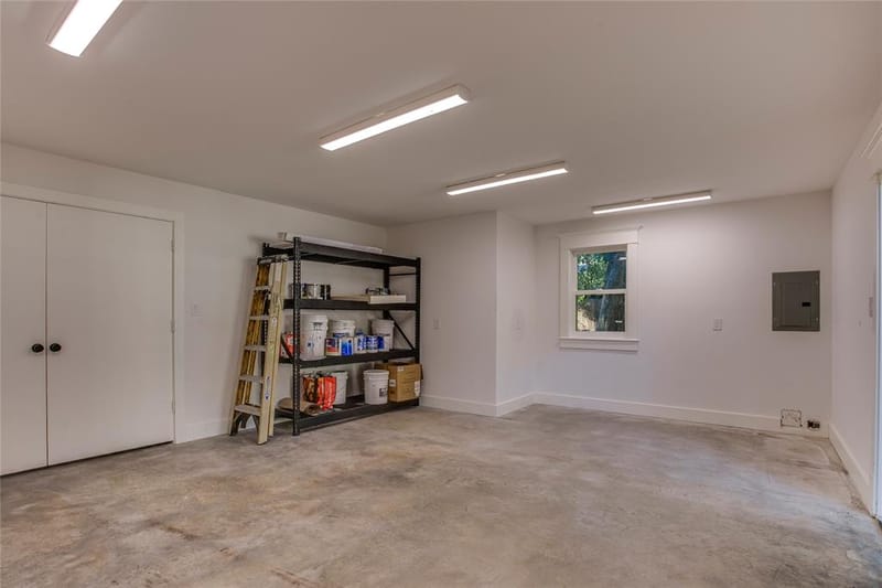 111 S Rosemont Avenue, Dallas TX 75208 - Photo 37