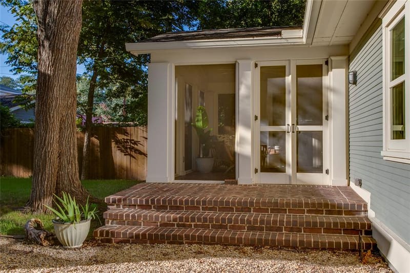 111 S Rosemont Avenue, Dallas TX 75208 - Photo 31