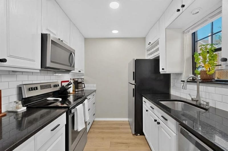 4030 Rawlins Street, Dallas TX 75219 - Photo 7