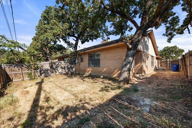 708 Woodland Court, Kennedale TX 76060 - Photo 22