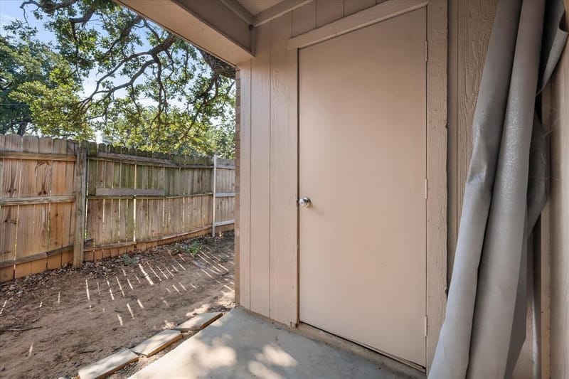 708 Woodland Court, Kennedale TX 76060 - Photo 20