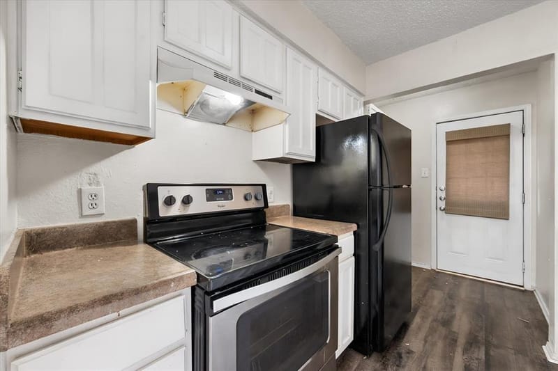 708 Woodland Court, Kennedale TX 76060 - Photo 9