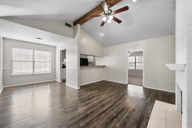 708 Woodland Court, Kennedale TX 76060 - Photo 4