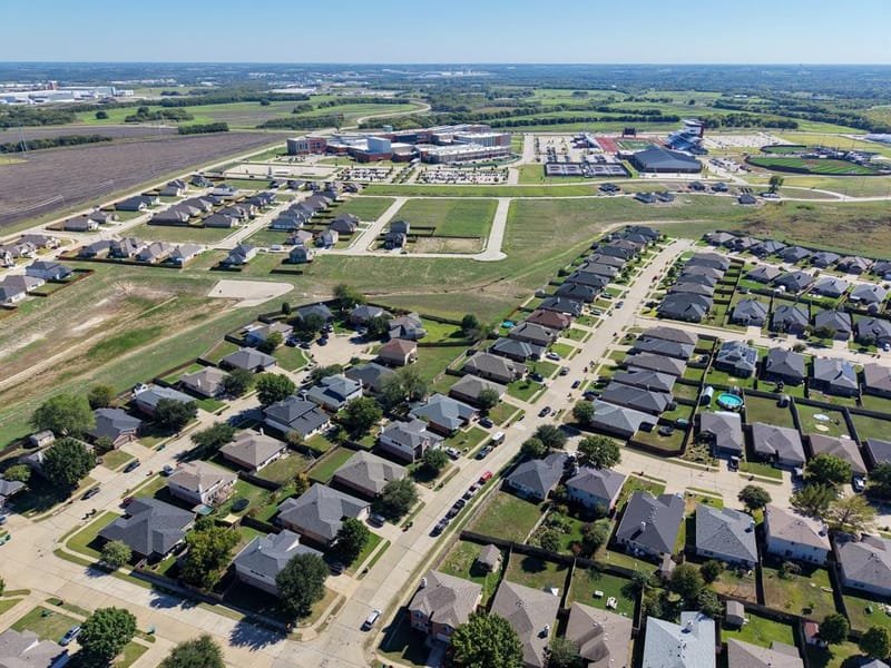 2111 Southridge Lane, Sherman TX 75092 - Photo 4